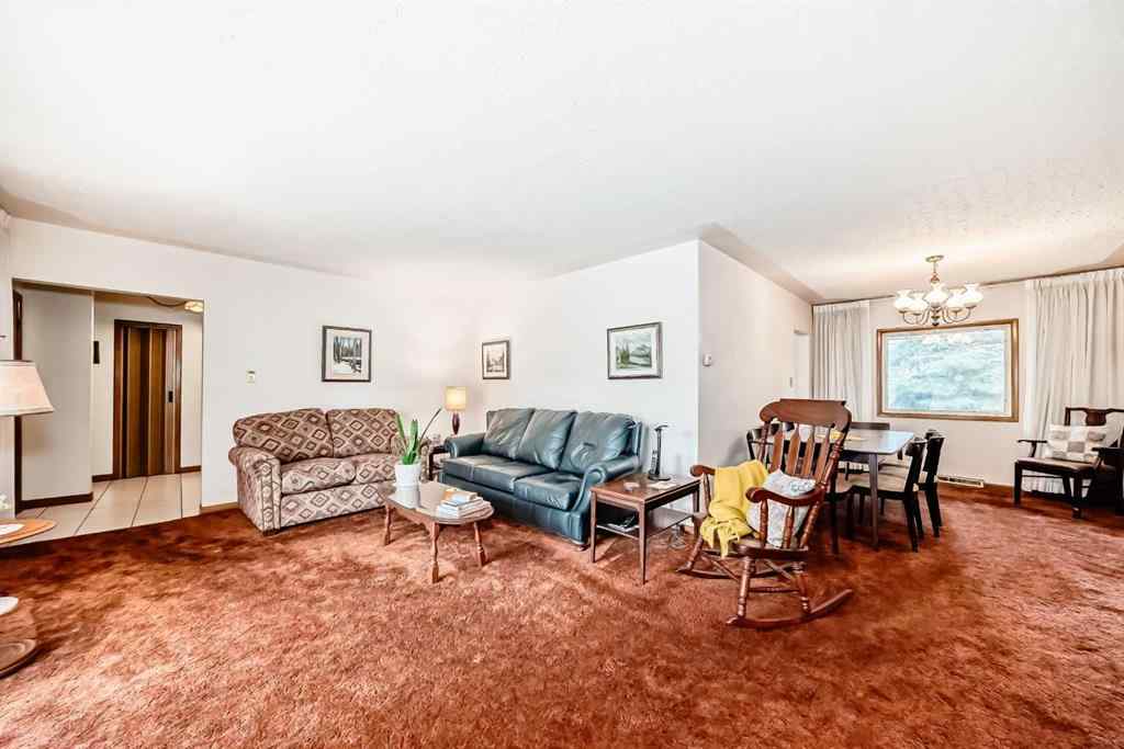 MLS® A2247260 - 7520 7 Street SW in Kingsland Calgary, Residential