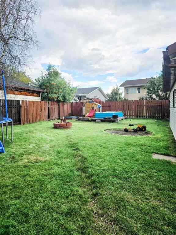 MLS® A2247265 - 5230 15 Avenue  in NONE Edson, Residential