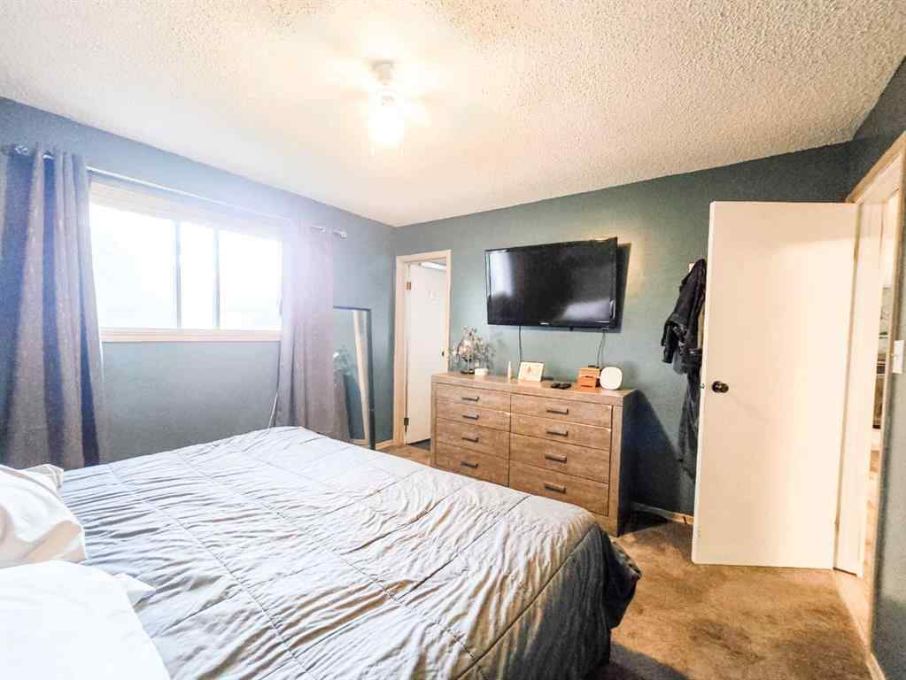 MLS® A2247265 - 5230 15 Avenue  in NONE Edson, Residential