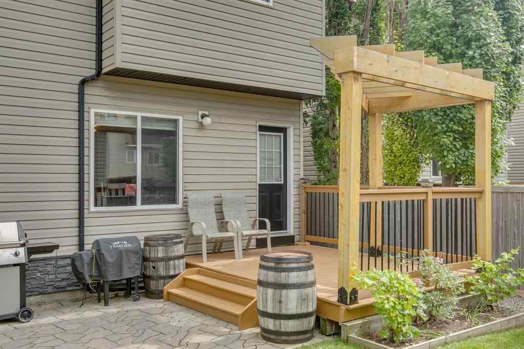 MLS® A2247271 - 210 Elgin View SE in McKenzie Towne Calgary, Residential