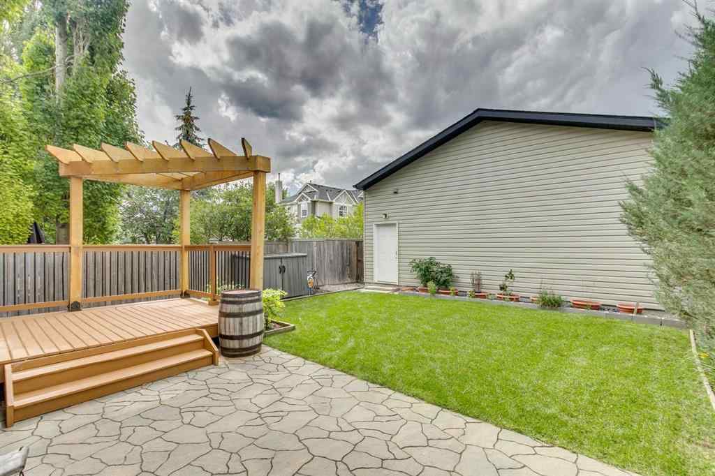 MLS® A2247271 - 210 Elgin View SE in McKenzie Towne Calgary, Residential