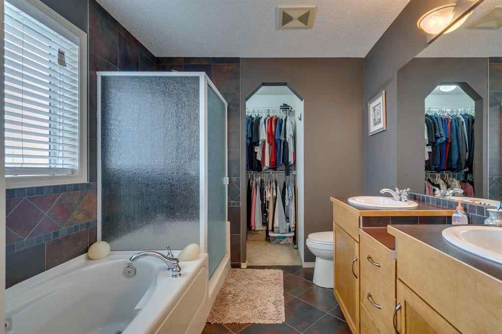MLS® A2247271 - 210 Elgin View SE in McKenzie Towne Calgary, Residential