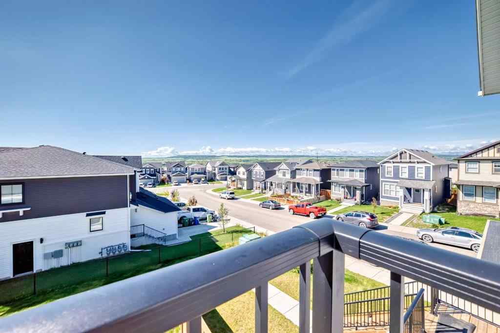 MLS® A2247279 - 8 Heritage Lane  in Heritage Hills Cochrane, Residential
