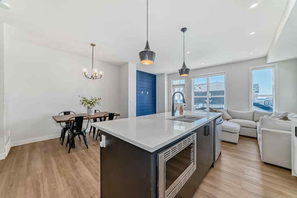 MLS® A2247279 - 8 Heritage Lane  in Heritage Hills Cochrane, Residential
