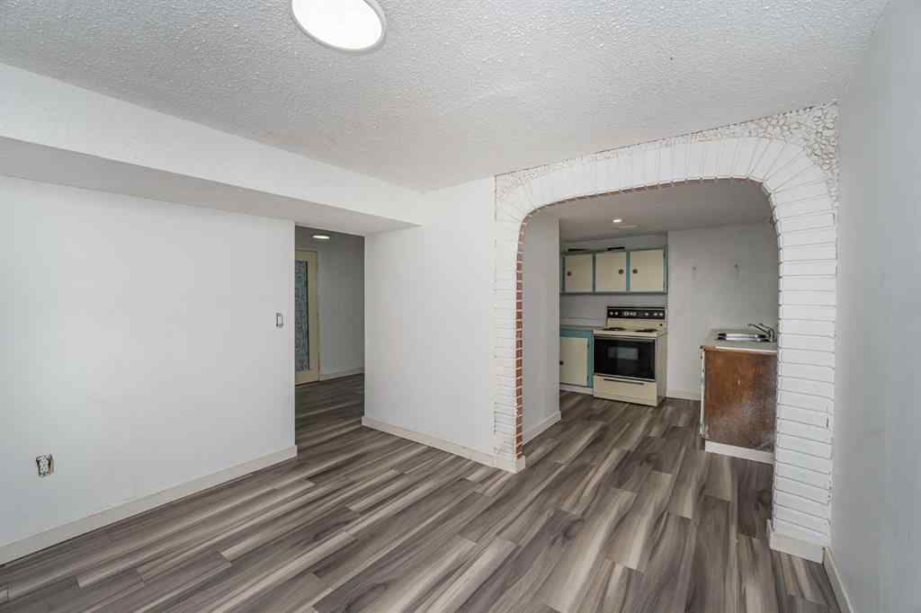 MLS® A2247287 - 3921 30 Avenue SE in Dover Calgary, Residential