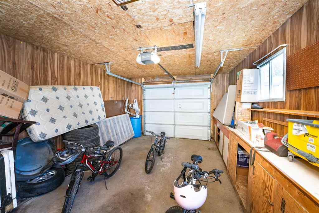 MLS® A2247287 - 3921 30 Avenue SE in Dover Calgary, Residential