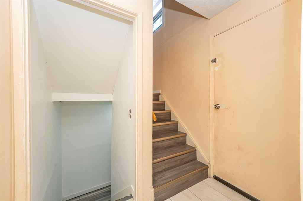 MLS® A2247287 - 3921 30 Avenue SE in Dover Calgary, Residential