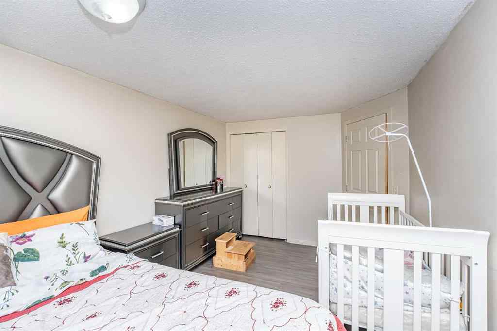 MLS® A2247287 - 3921 30 Avenue SE in Dover Calgary, Residential