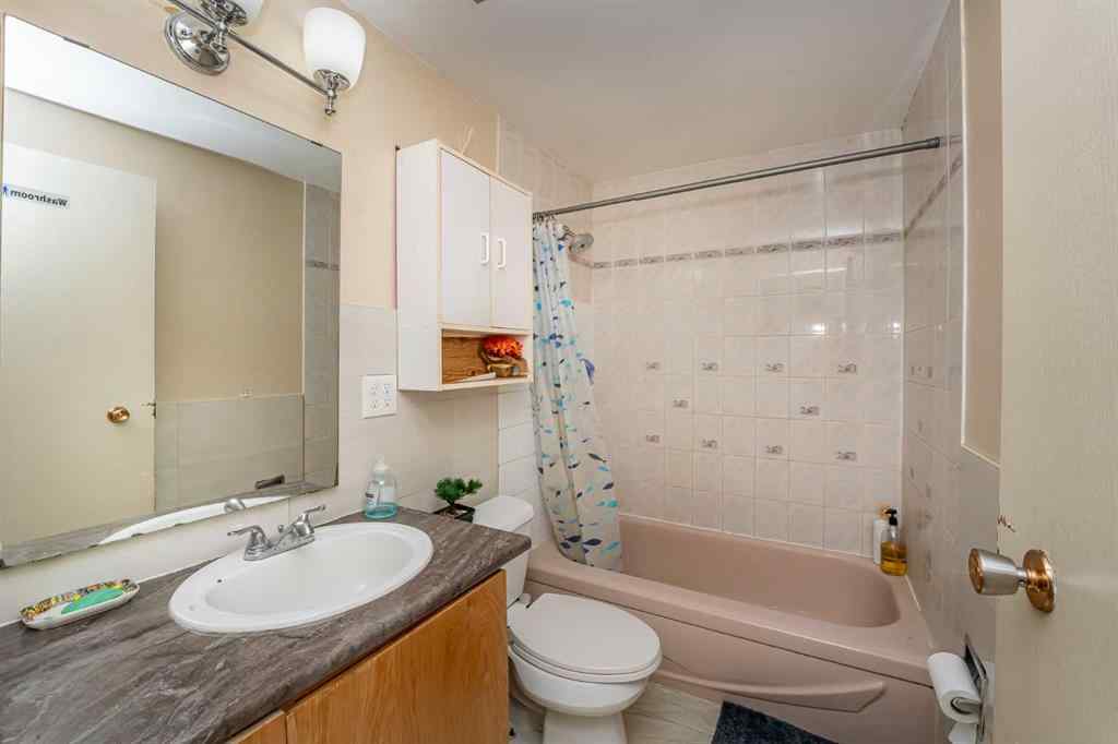 MLS® A2247287 - 3921 30 Avenue SE in Dover Calgary, Residential
