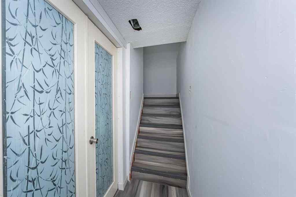 MLS® A2247287 - 3921 30 Avenue SE in Dover Calgary, Residential