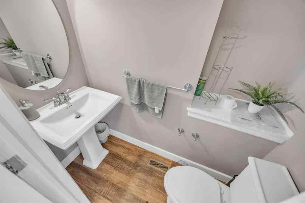 MLS® A2247288 - 1035 Windhaven Close SW in Windsong Airdrie, Residential