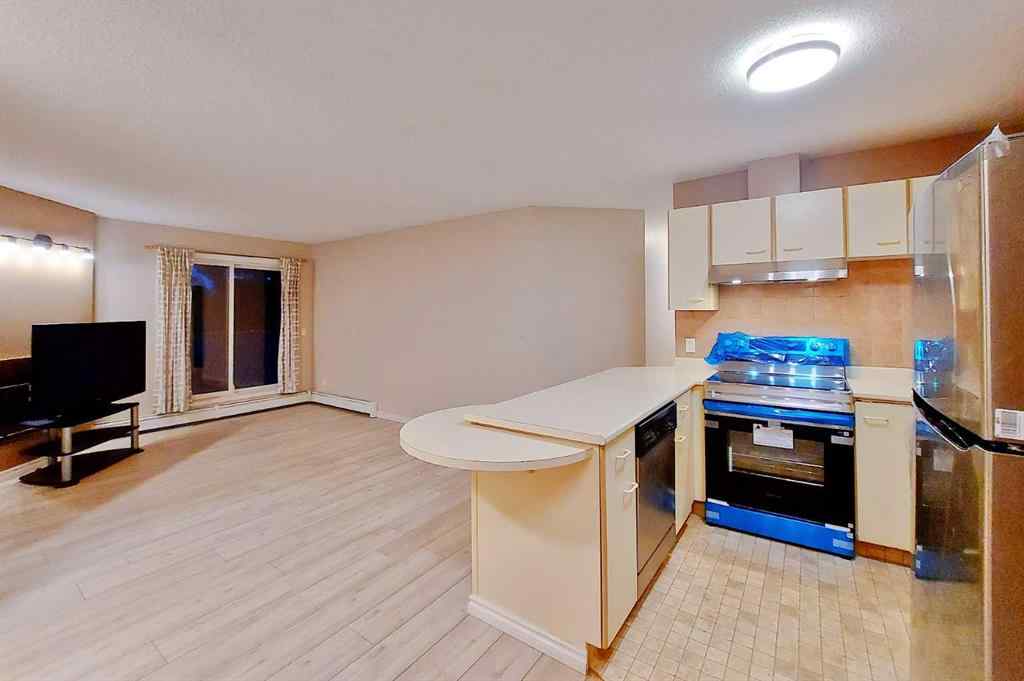 MLS® A2247296 - Unit #22 2722 EDENWOLD Heights NW in Edgemont Calgary, Residential