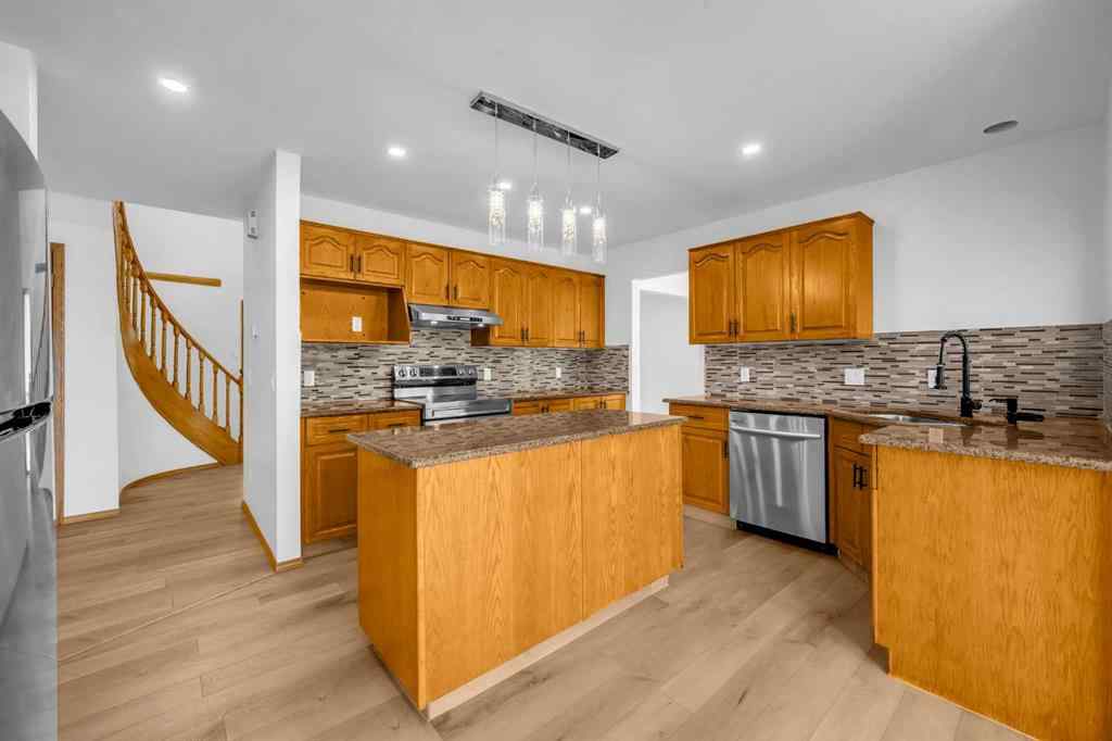 MLS® A2247303 - 208 Coral Shores Bay NE in Coral Springs Calgary, Residential