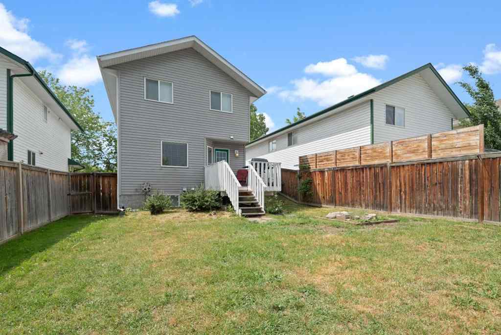 MLS® A2247304 - 44 Country Ridge Close  in Lacombe Residential Subdivision Lacombe, Residential