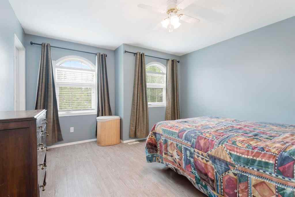 MLS® A2247304 - 44 Country Ridge Close  in Lacombe Residential Subdivision Lacombe, Residential