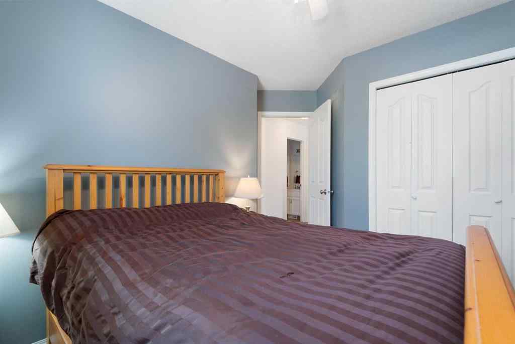 MLS® A2247304 - 44 Country Ridge Close  in Lacombe Residential Subdivision Lacombe, Residential
