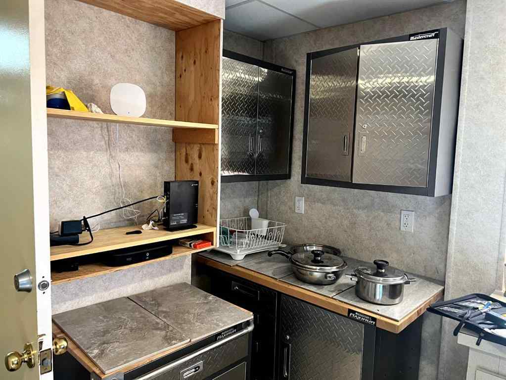 MLS® A2247307 - 5013 50 Avenue  in NONE Valleyview, Commercial