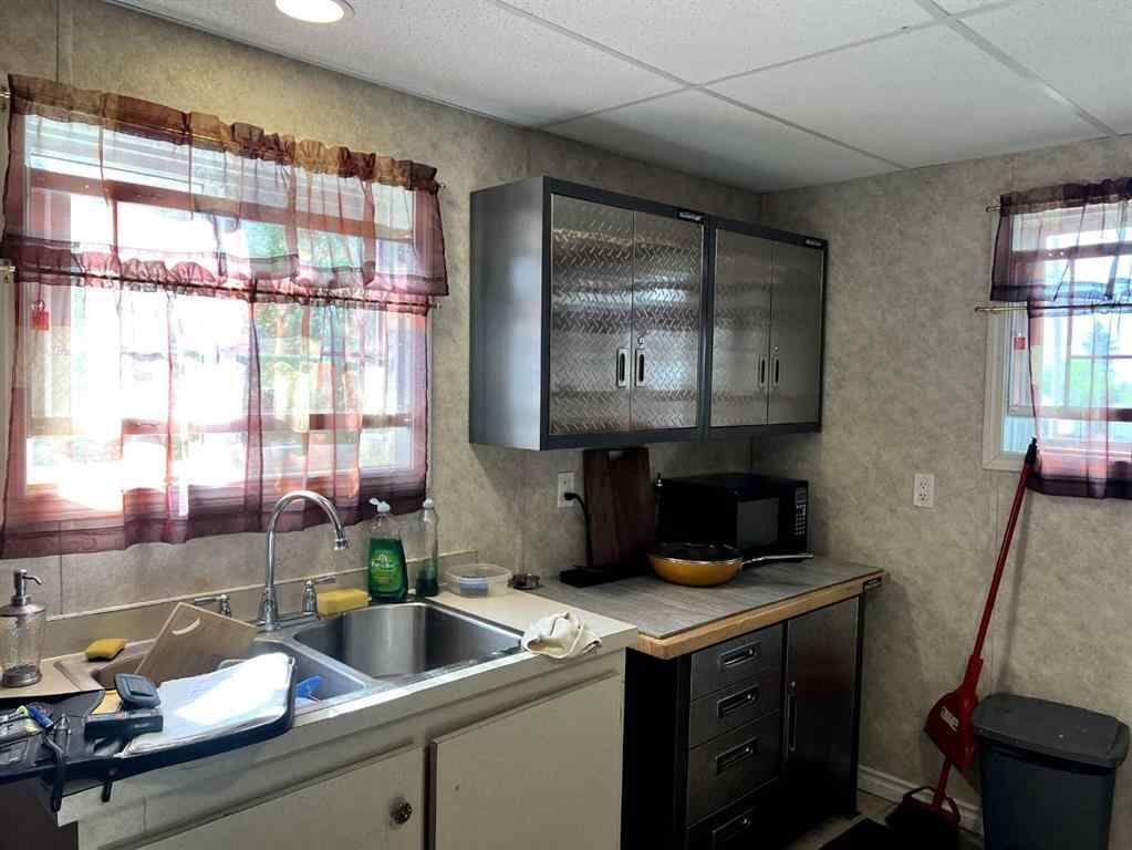 MLS® A2247307 - 5013 50 Avenue  in NONE Valleyview, Commercial