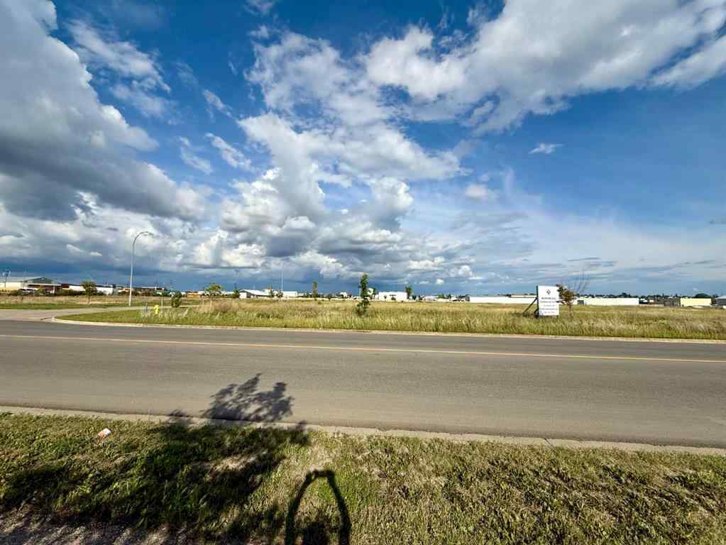 MLS® A2247318 - 10105 130 Avenue  in Northridge Grande Prairie, Land
