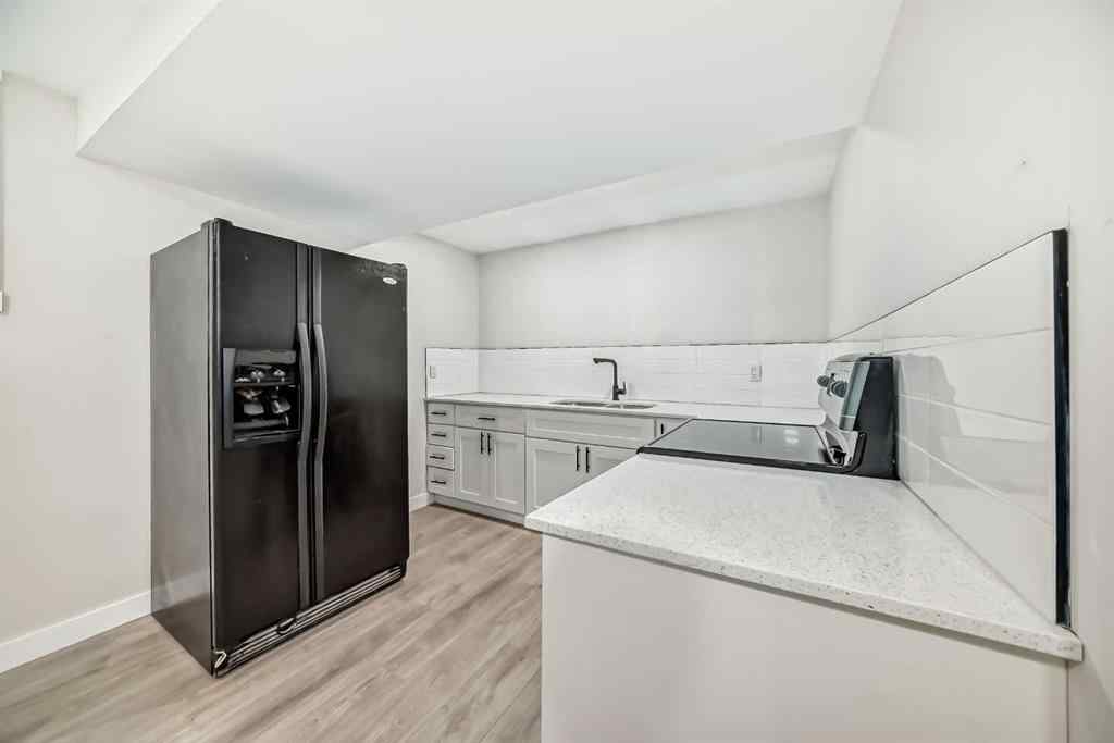 MLS® A2247324 - 256 Penbrooke Close SE in Penbrooke Meadows Calgary, Residential