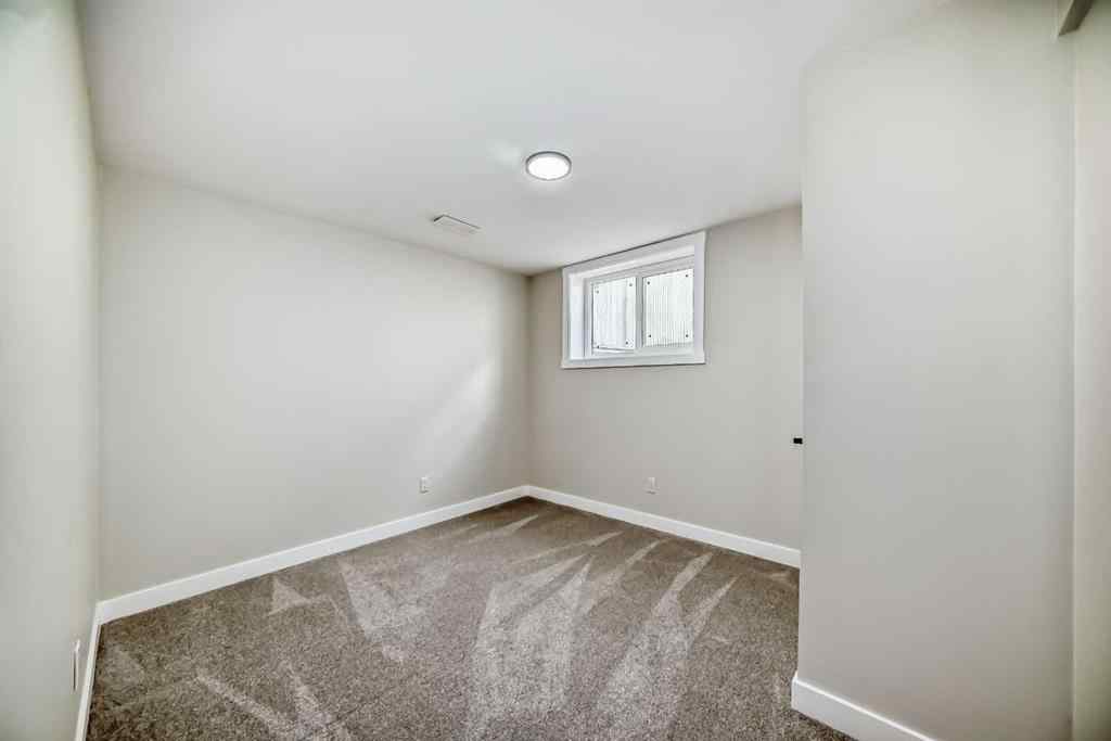 MLS® A2247324 - 256 Penbrooke Close SE in Penbrooke Meadows Calgary, Residential