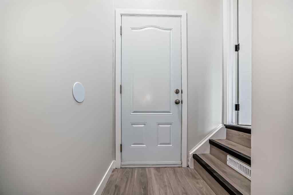 MLS® A2247324 - 256 Penbrooke Close SE in Penbrooke Meadows Calgary, Residential
