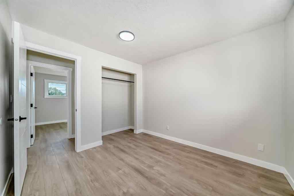 MLS® A2247324 - 256 Penbrooke Close SE in Penbrooke Meadows Calgary, Residential
