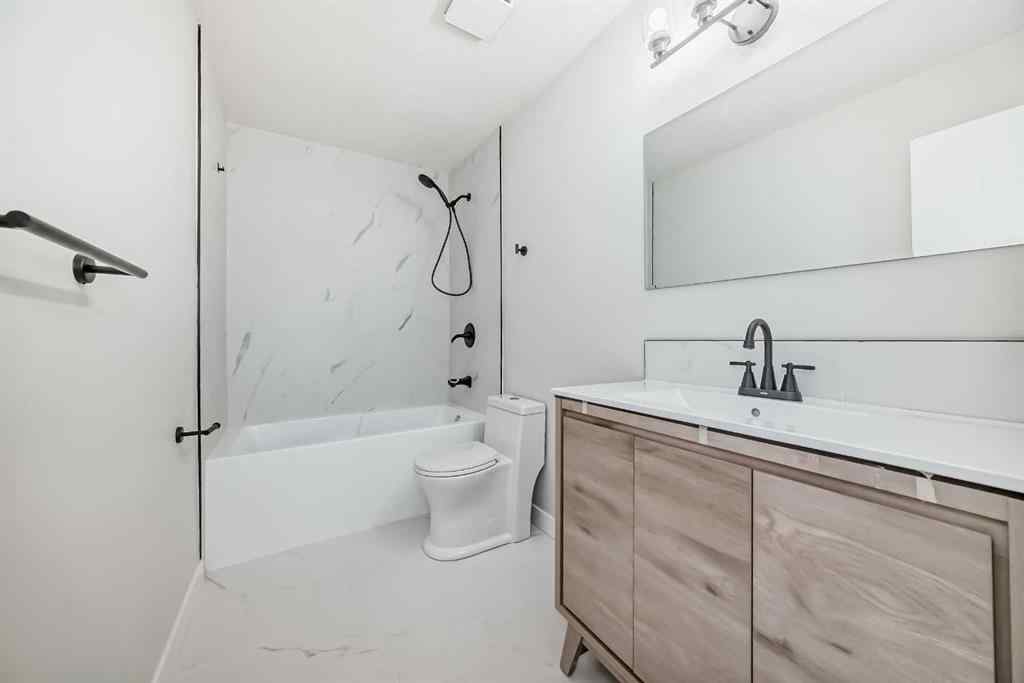 MLS® A2247324 - 256 Penbrooke Close SE in Penbrooke Meadows Calgary, Residential