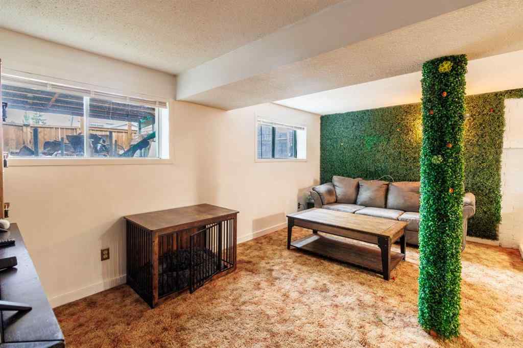 MLS® A2247329 - 92 Erin Woods Drive SE in Erin Woods Calgary, Residential