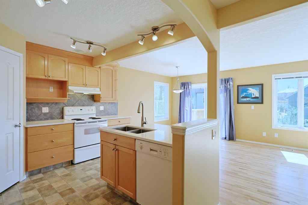 MLS® A2247333 - 160 Royal Birch Circle NW in Royal Oak Calgary, Residential