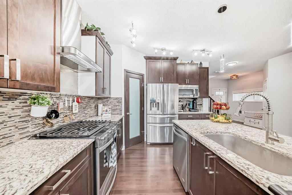 MLS® A2247336 - 165 Hillcrest Drive SW in Hillcrest Airdrie, Residential