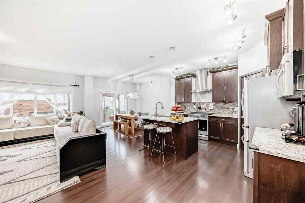 MLS® A2247336 - 165 Hillcrest Drive SW in Hillcrest Airdrie, Residential