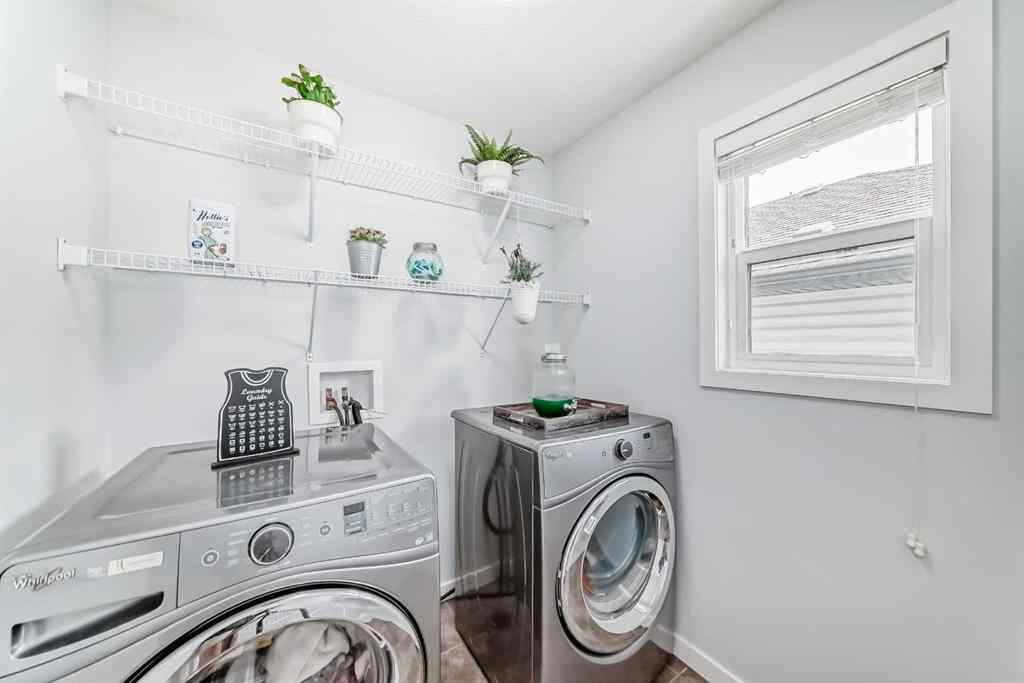 MLS® A2247336 - 165 Hillcrest Drive SW in Hillcrest Airdrie, Residential