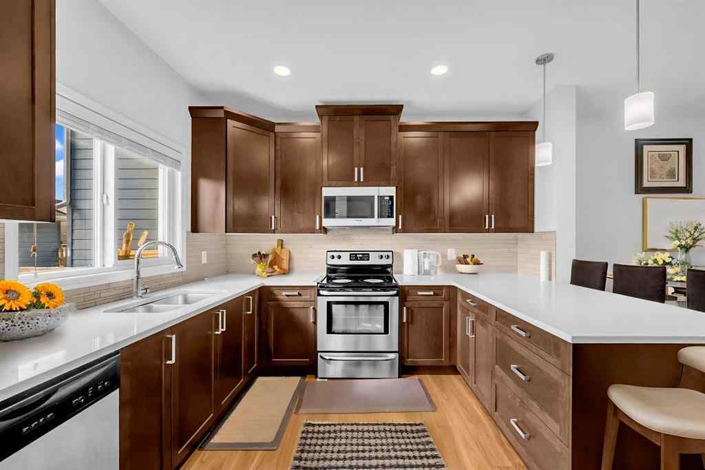 MLS® A2247338 - 35 Savanna Parade NE in Saddle Ridge Calgary, Residential