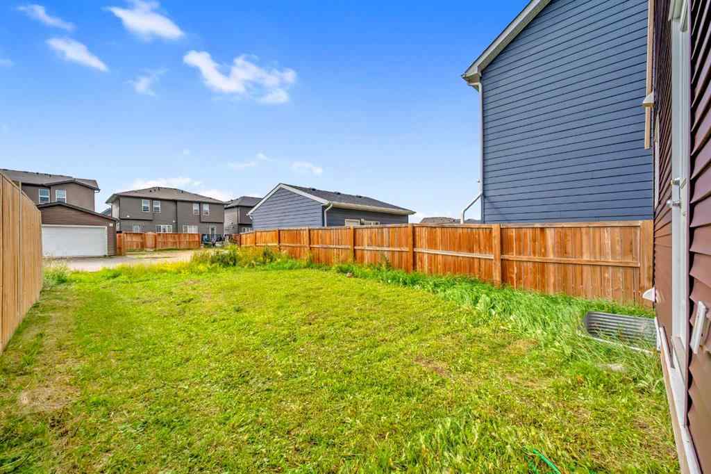 MLS® A2247338 - 35 Savanna Parade NE in Saddle Ridge Calgary, Residential