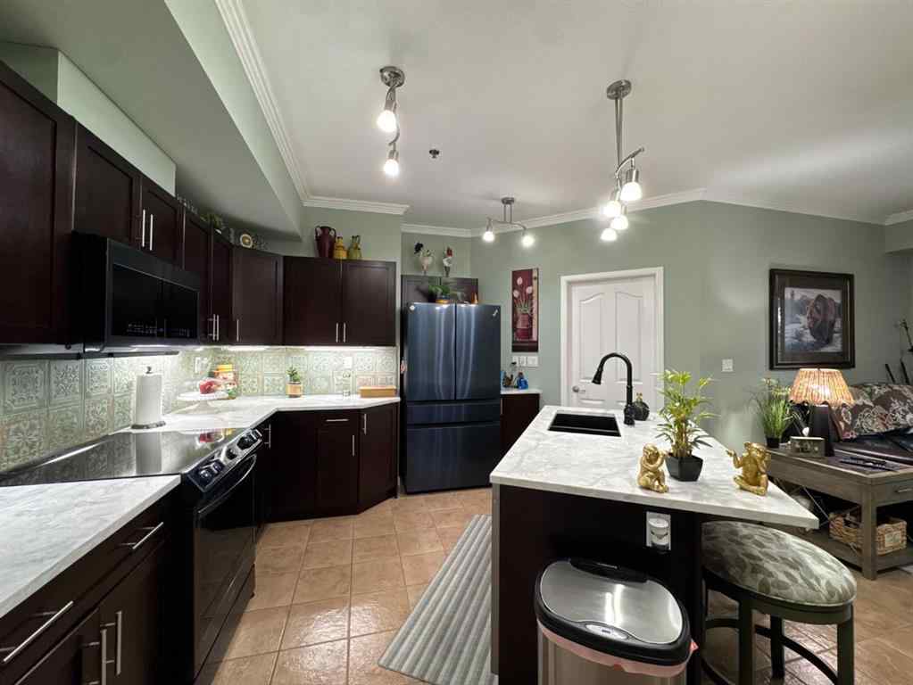MLS® A2247341 - Unit #203 5040 53 Street  in Downtown Sylvan Lake, Residential