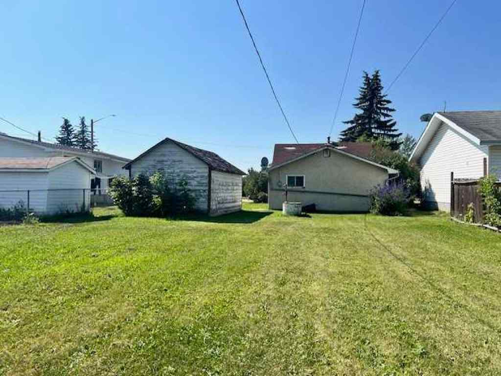 MLS® A2247343 - 5114 52 Avenue  in Tofield Tofield, Residential