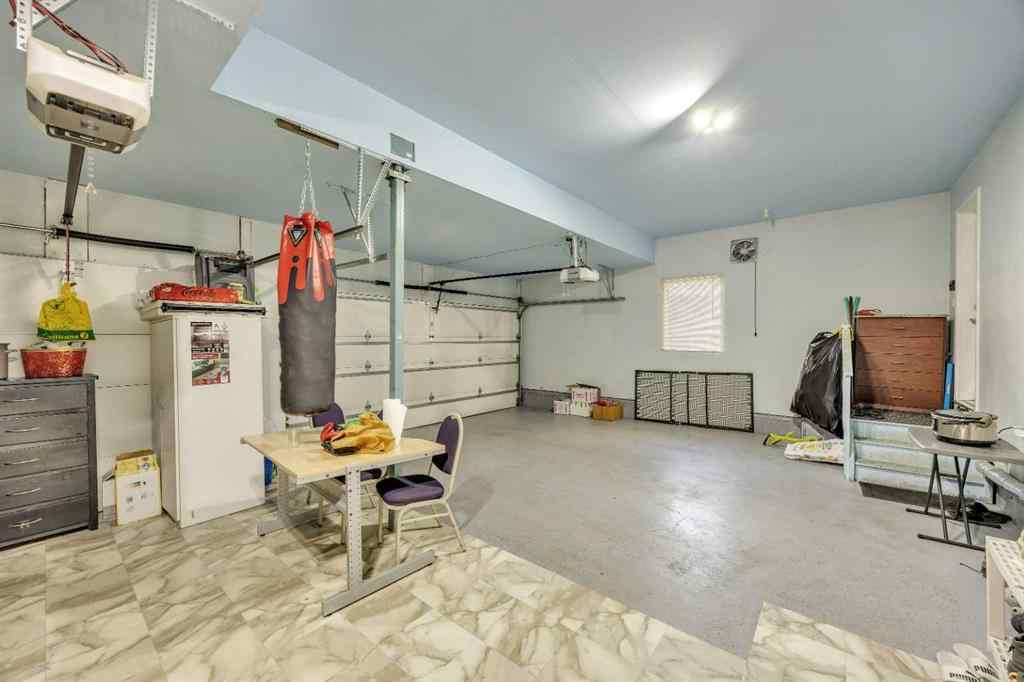 MLS® A2247348 - 233 Aspenmere Circle  in Westmere Chestermere, Residential