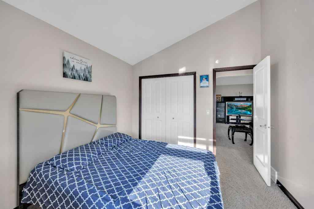 MLS® A2247348 - 233 Aspenmere Circle  in Westmere Chestermere, Residential