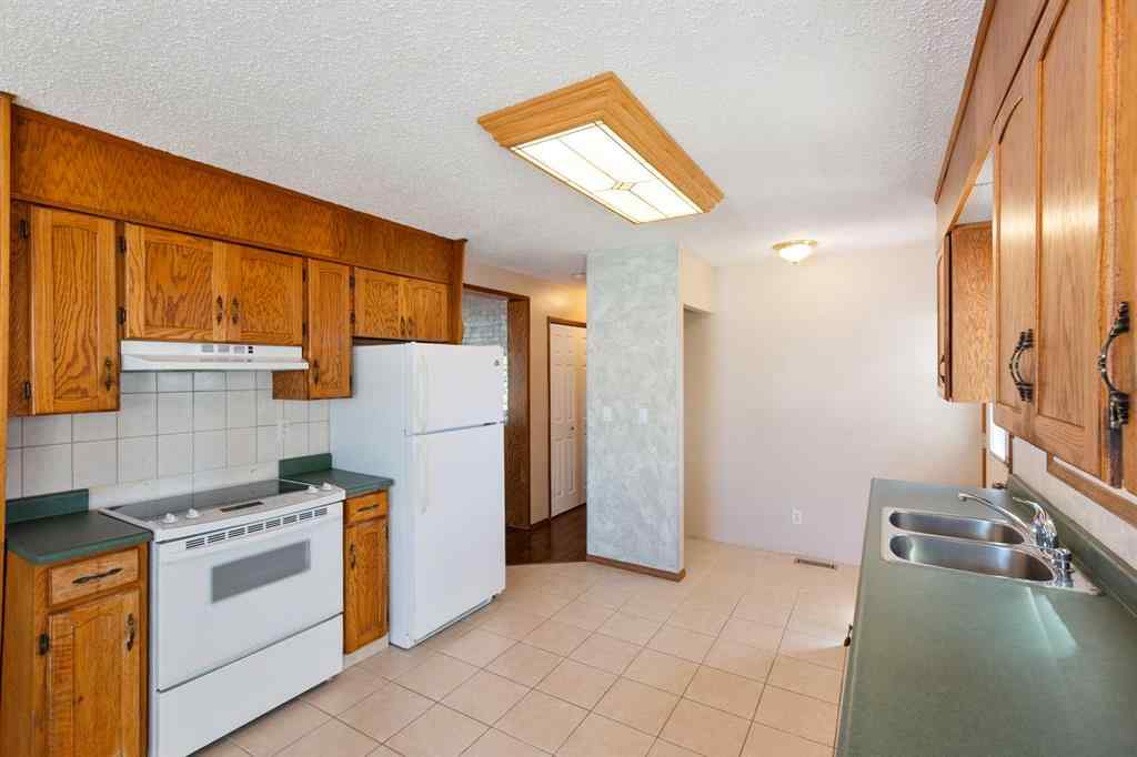 MLS® A2247354 - 125 Big Springs Drive  in Big Springs Airdrie, Residential