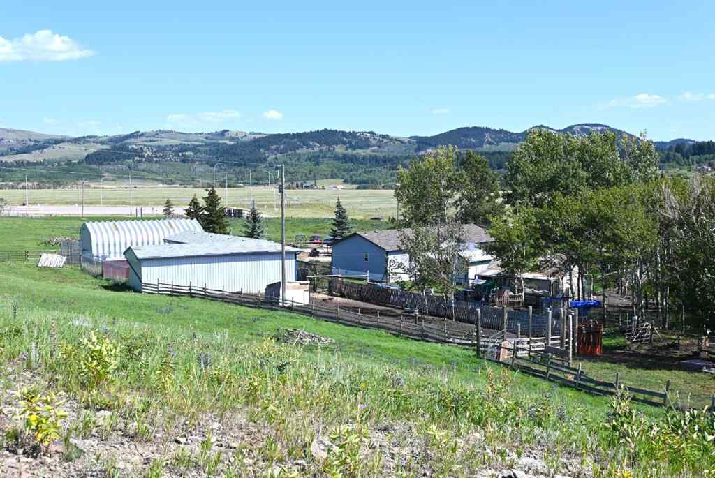 MLS® A2247365 - 2513 3 Highway  in NONE Rural Pincher Creek No. 9, M.D. of, Residential