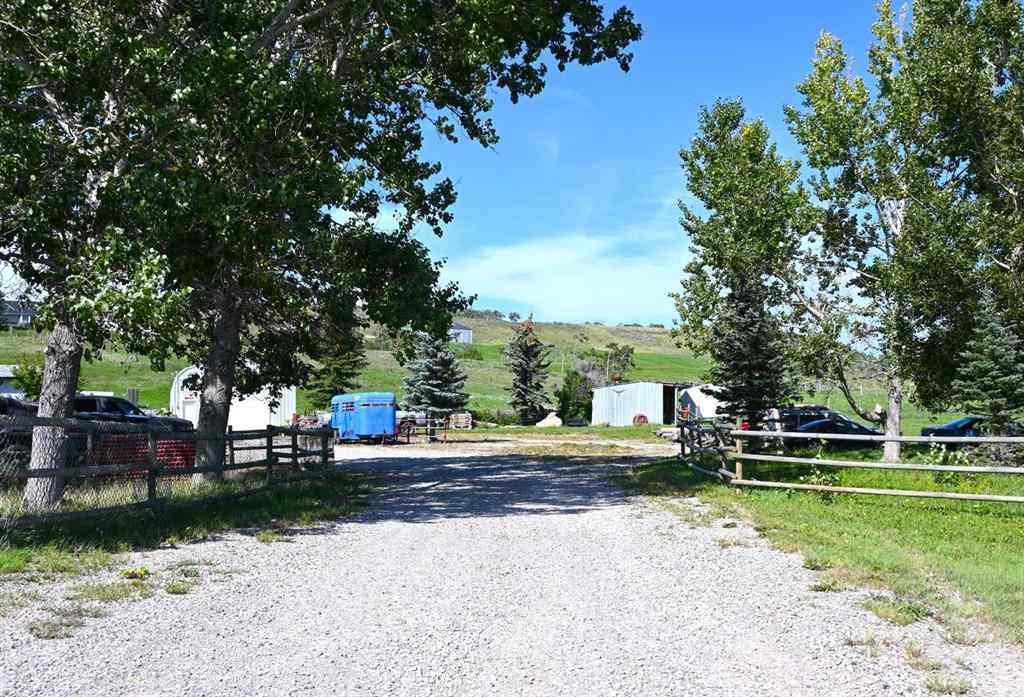 MLS® A2247365 - 2513 3 Highway  in NONE Rural Pincher Creek No. 9, M.D. of, Residential