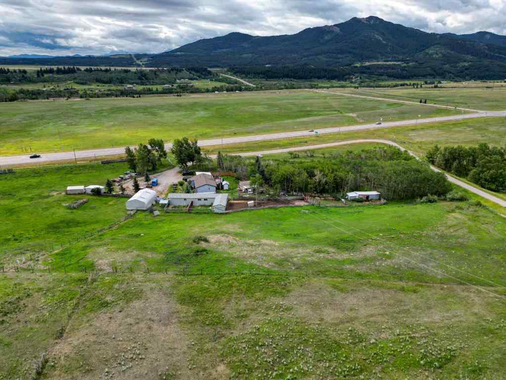 MLS® A2247365 - 2513 3 Highway  in NONE Rural Pincher Creek No. 9, M.D. of, Residential