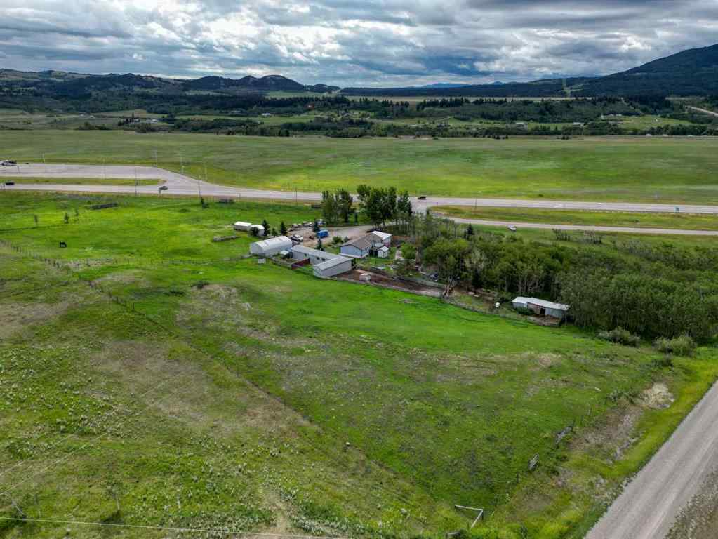 MLS® A2247365 - 2513 3 Highway  in NONE Rural Pincher Creek No. 9, M.D. of, Residential
