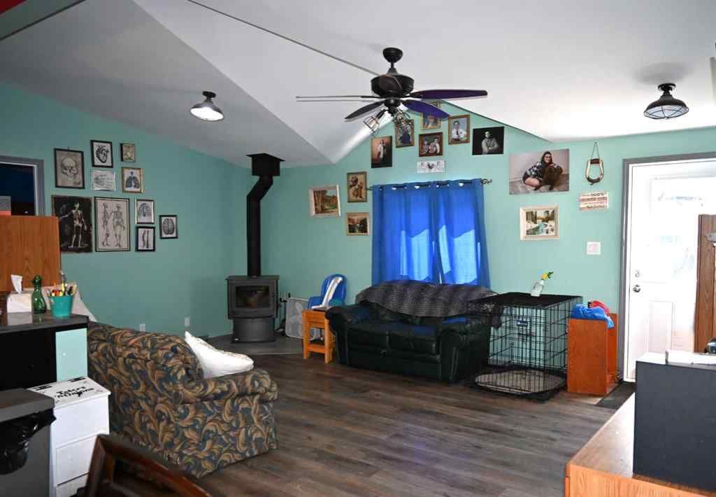 MLS® A2247365 - 2513 3 Highway  in NONE Rural Pincher Creek No. 9, M.D. of, Residential