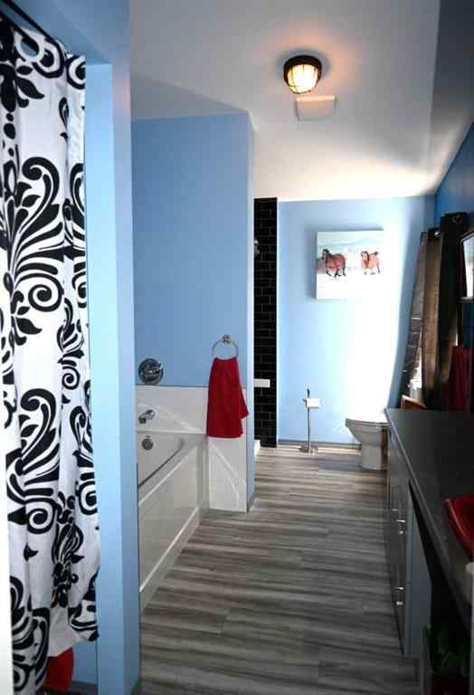 MLS® A2247365 - 2513 3 Highway  in NONE Rural Pincher Creek No. 9, M.D. of, Residential