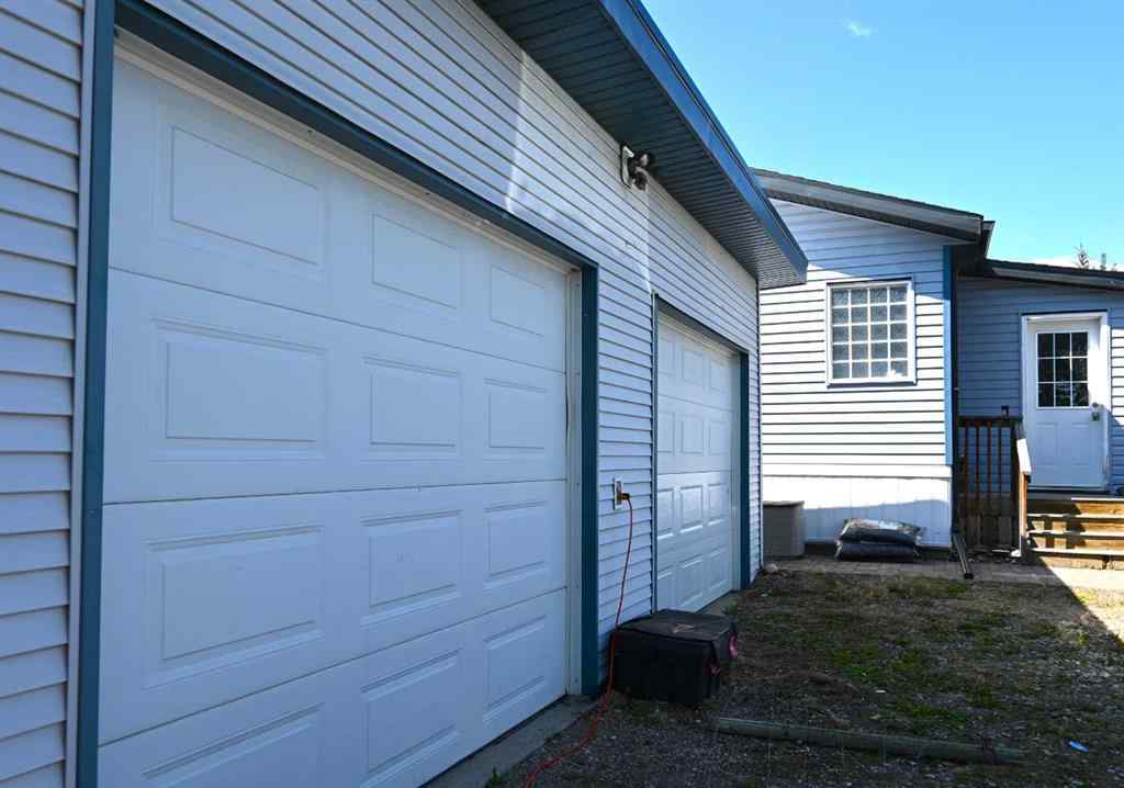 MLS® A2247365 - 2513 3 Highway  in NONE Rural Pincher Creek No. 9, M.D. of, Residential