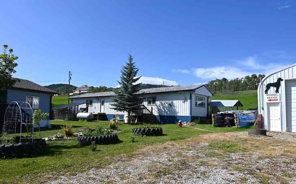MLS® A2247365 - 2513 3 Highway  in NONE Rural Pincher Creek No. 9, M.D. of, Residential