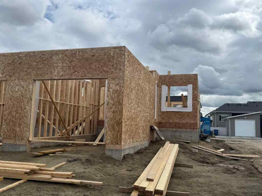 MLS® A2247367 - 39 Ellington Crescent  in Evergreen Red Deer, Residential