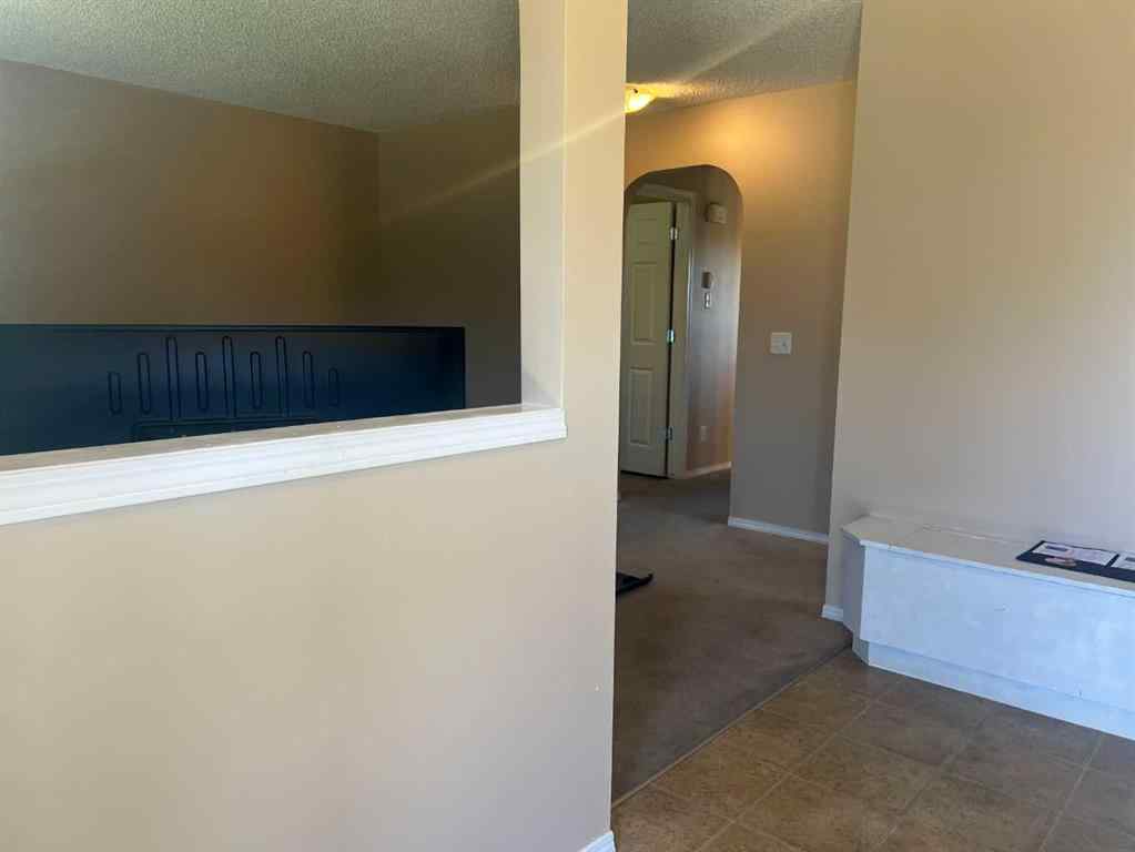 MLS® A2247370 - 79 Saddlebrook Common NE in Saddle Ridge Calgary, Residential